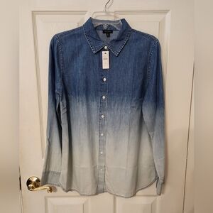 Talbots  Denim Button-Up Shirt - Blue to Light Wash NWT Size Medium